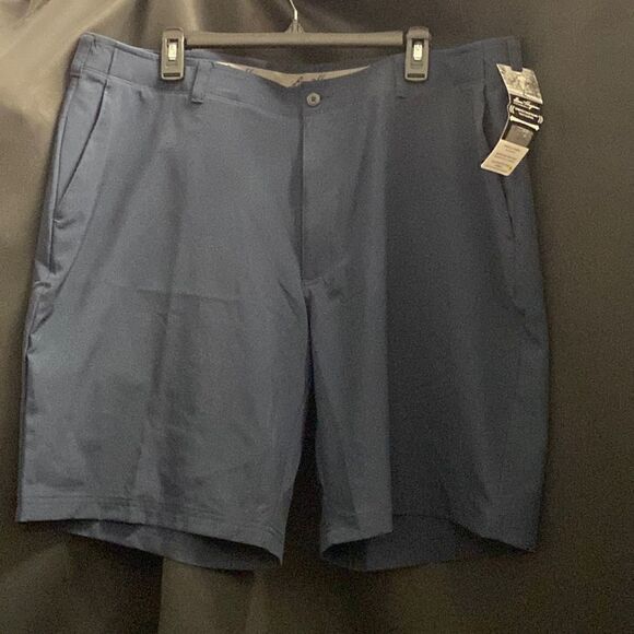 Mens Shorts Size 42 - Picture 1 of 4